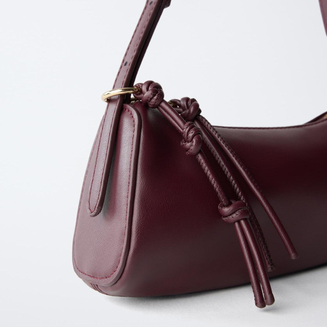 Burgundy Knotted-Tassel Shoulder Bag with Adjustable Strap and Zip Closure